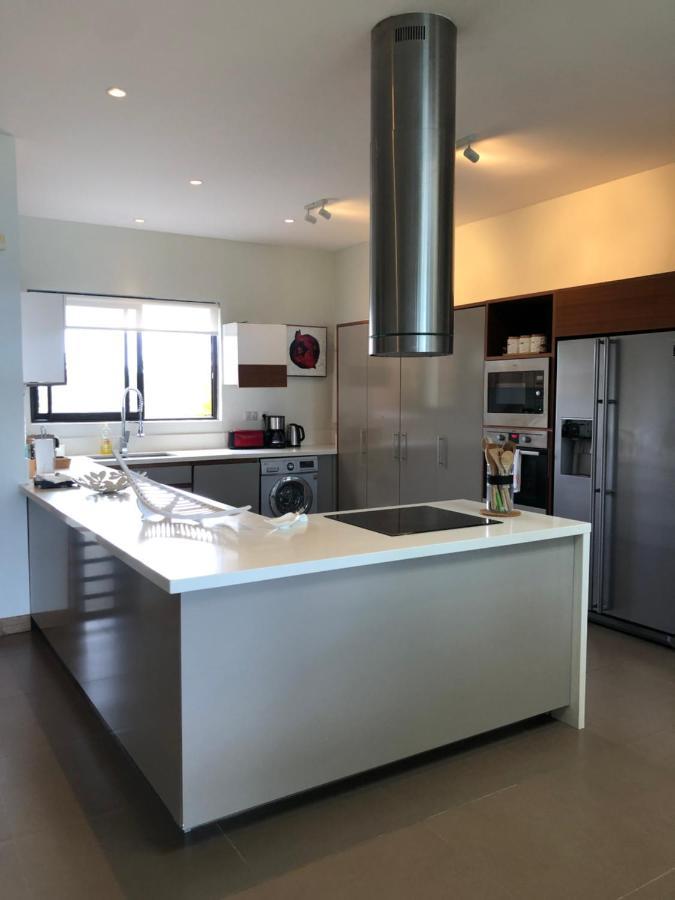 Penthouse 3 Chambres Vue Lagon Imprenable Calodyne Ngoại thất bức ảnh